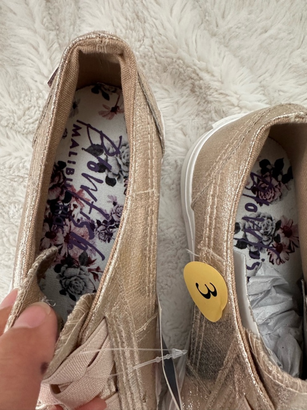 Metallic Rose Gold Kids Slip-On Sneakers with Elastic Straps - Picture 3 of 3
